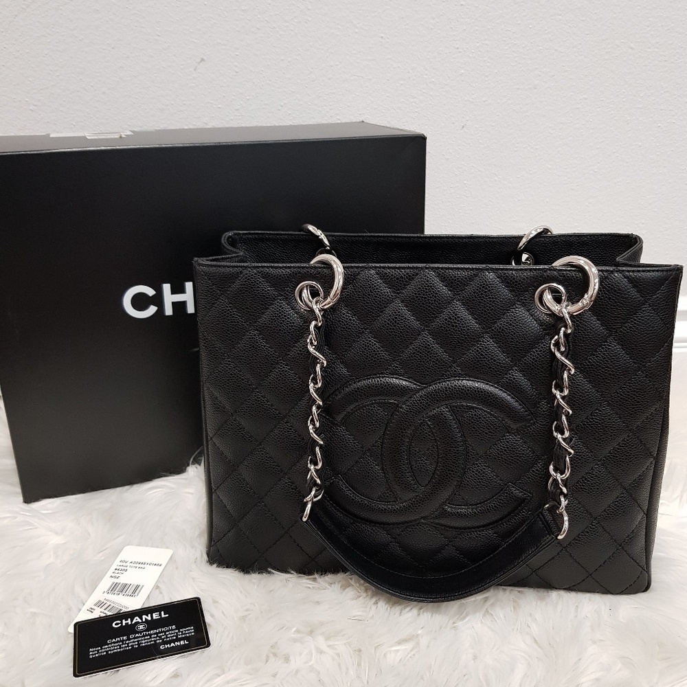 CHANEL GST Black Caviar Silver HW